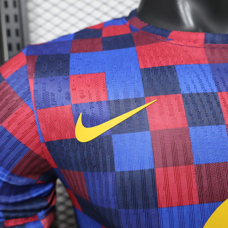 Barcelona 26/27 Barcelona Pre-Match 4 Player 7