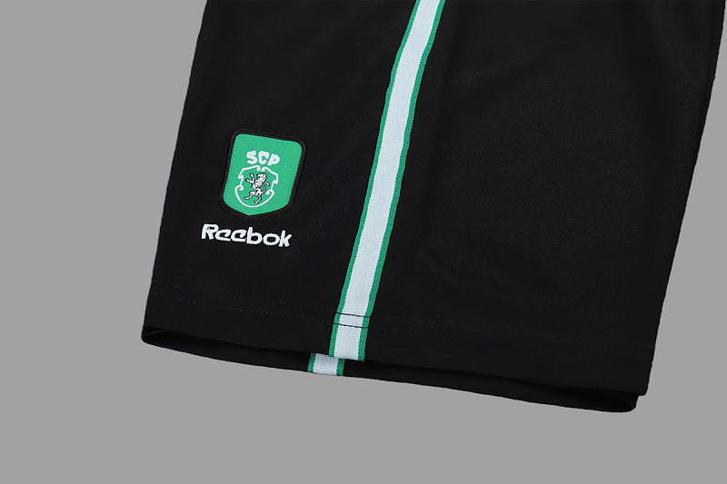 Lisbon Soccer 99/00 Lisbon Home Kids Retro Size 16-28 10