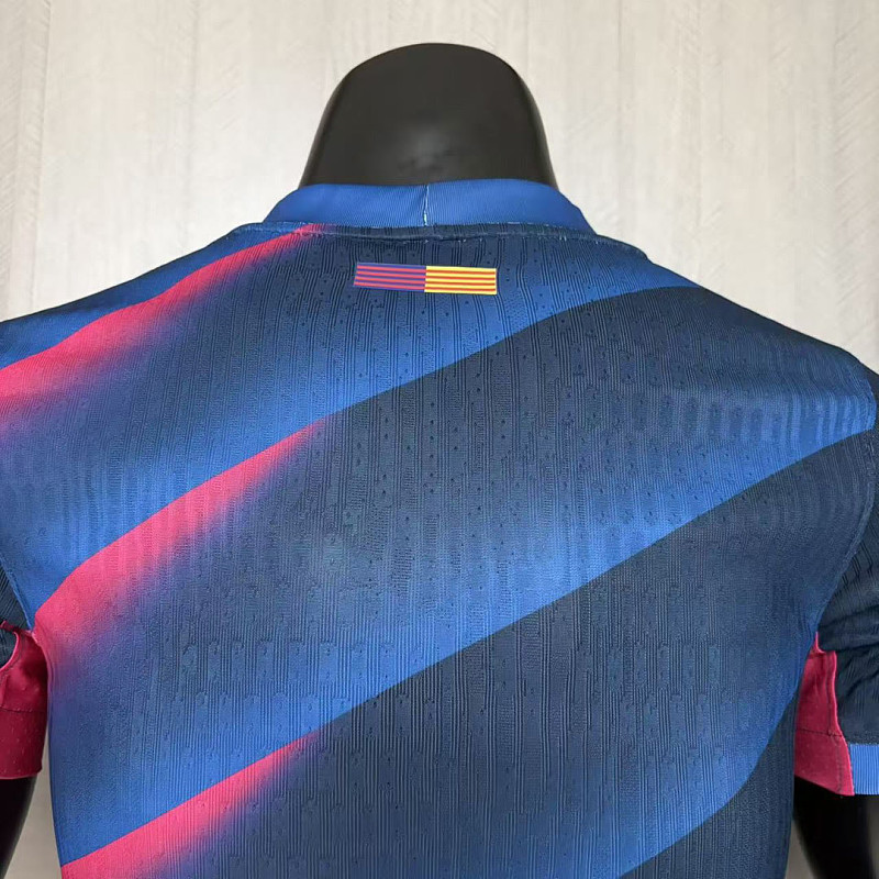 Barcelona 25/26 Barcelona Pre-Match Player 3