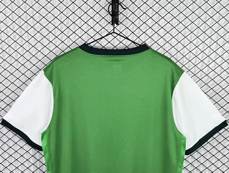 Werder Bremen 09/10 Werder Bremen Home Retro 4