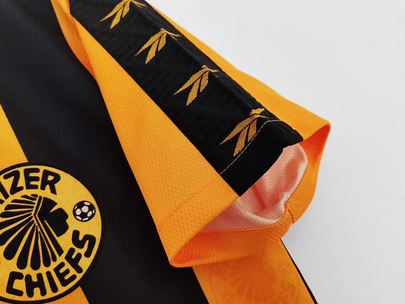 Kaizer Chiefs 98/99 Kaizer Chiefs Home Retro 12