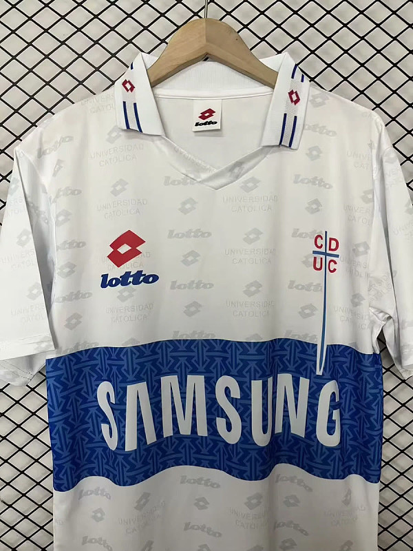 Universidad Catolica Universidad Catolica del Chile Home Retro 3