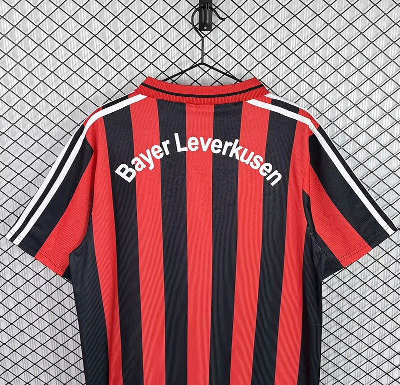 Bayer Leverkusen 01/02 Leverkusen Home Retro 4