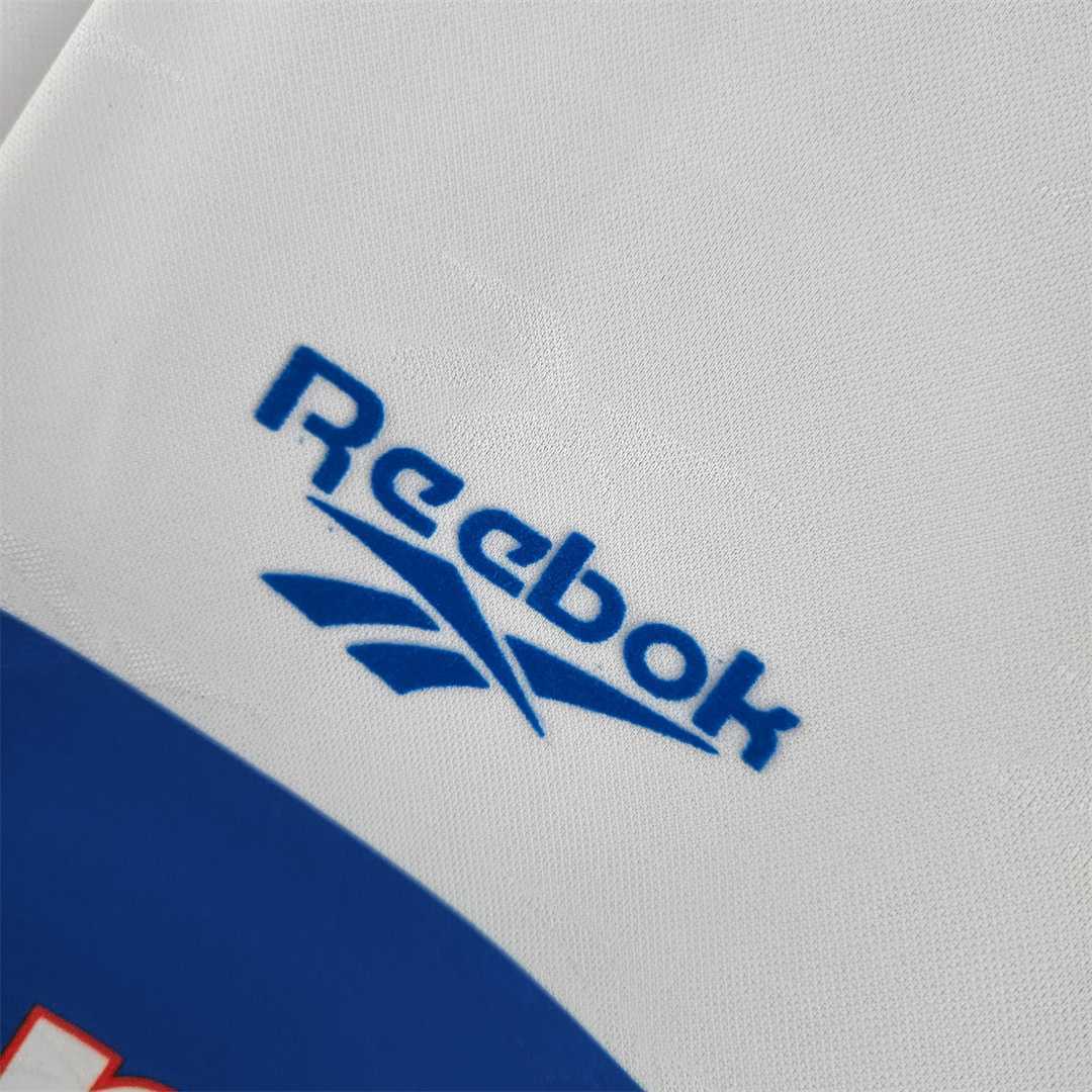 La Católica La Católica home long sleeve 11