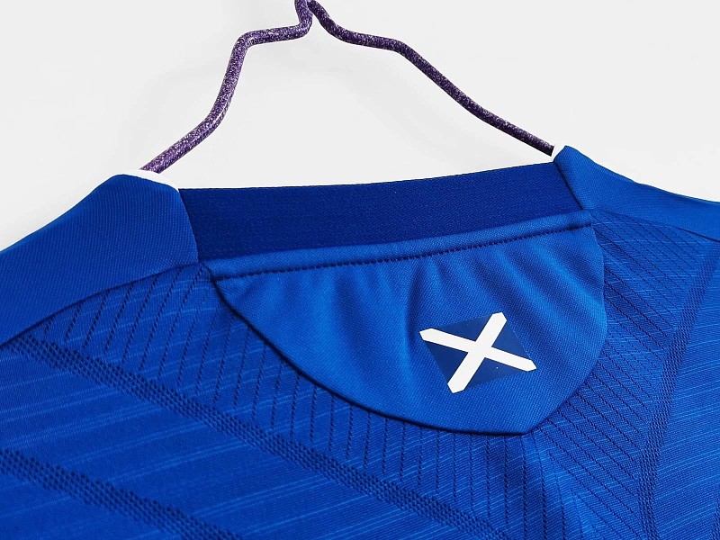 Rangers Soccer 08/09 Rangers Home Retro 3