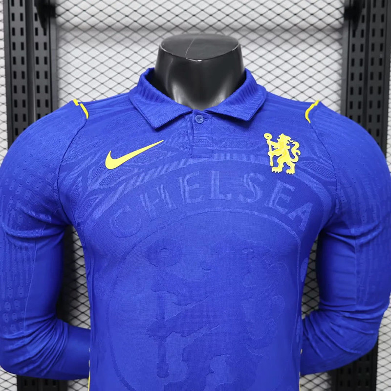 Chelsea 26/27 Chelsea Home Long Sleeve Player 10