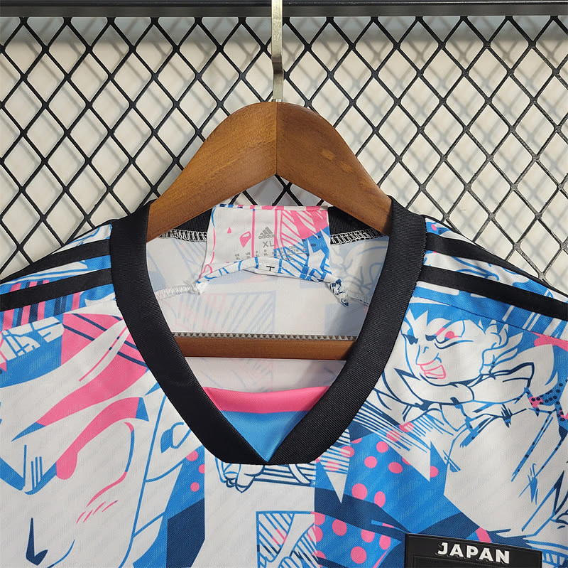 Giappone 22-23 Japan anime white 3