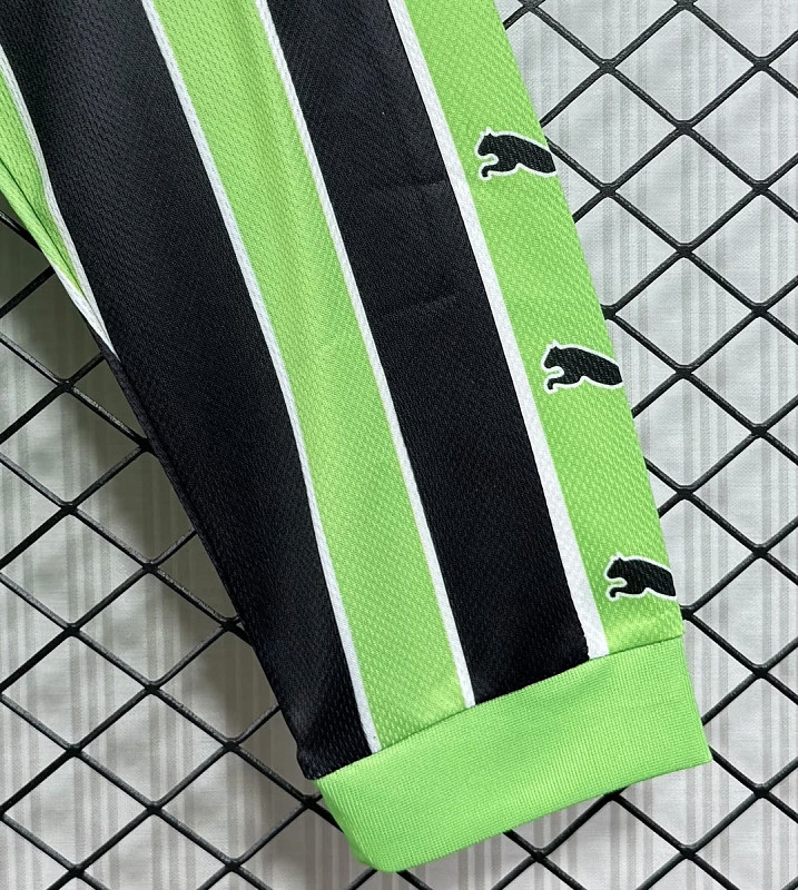 Wolfsburg 99/00 Wolfsburg Away Long Sleeve Retro 3