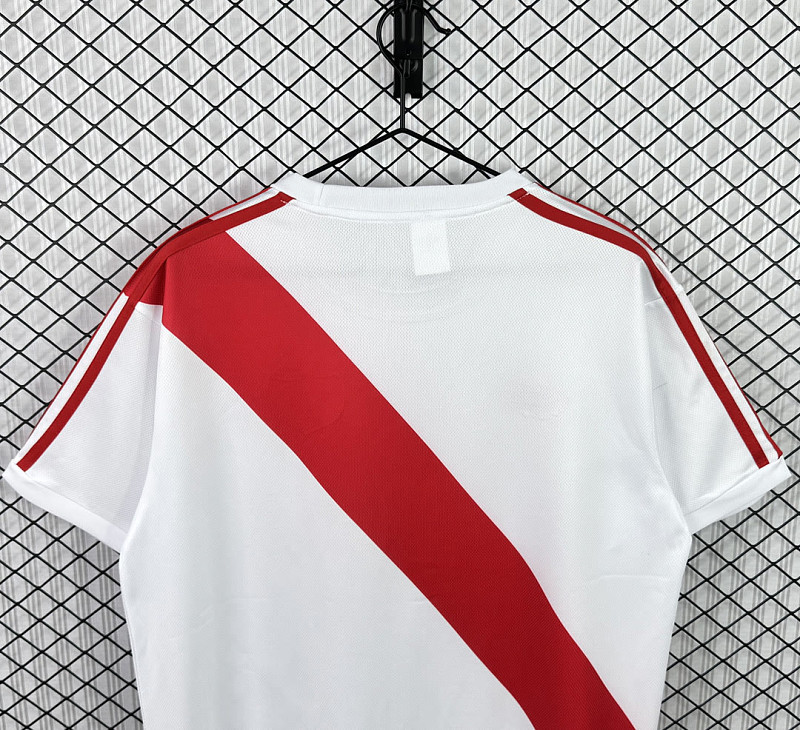 Rayo Vallecano 77/79 Rayo Vallecano Home Retro 4