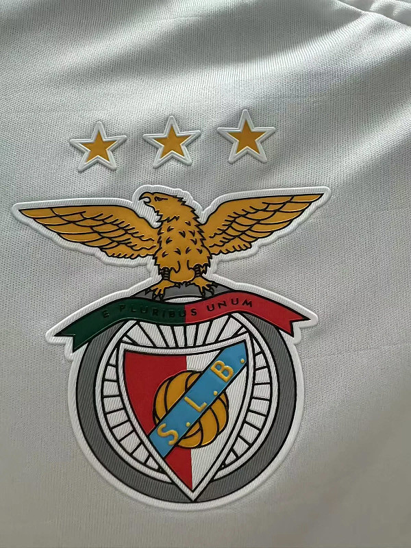 Benfica 25/26 Benfica Third Player 4