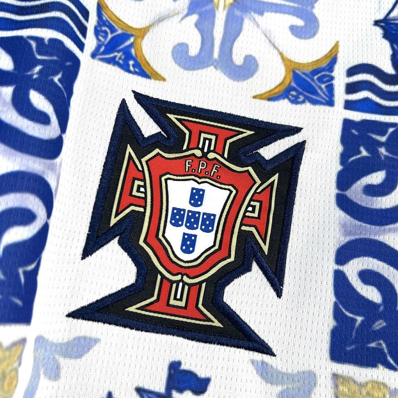 Portogallo Portugal Special Edition Blue White Patterned Tile 4