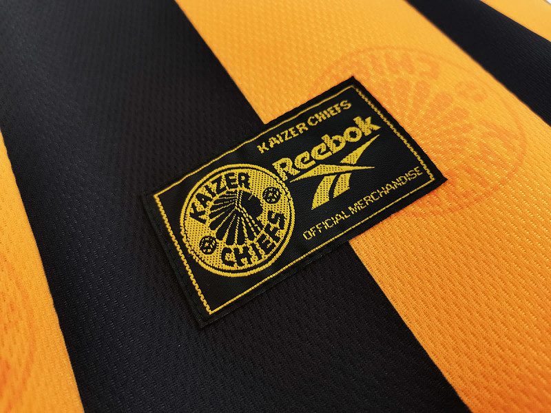 Kaizer Chiefs 98/99 Kaizer Chiefs Home Retro 10