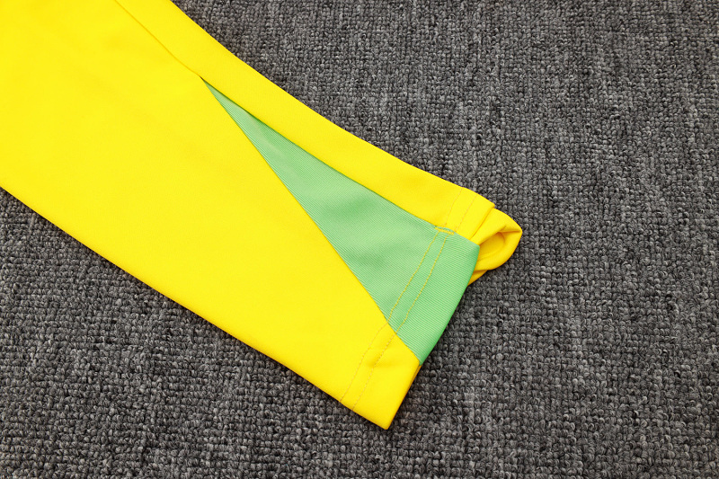 Brasile 24/25 Brazil Jersey 11