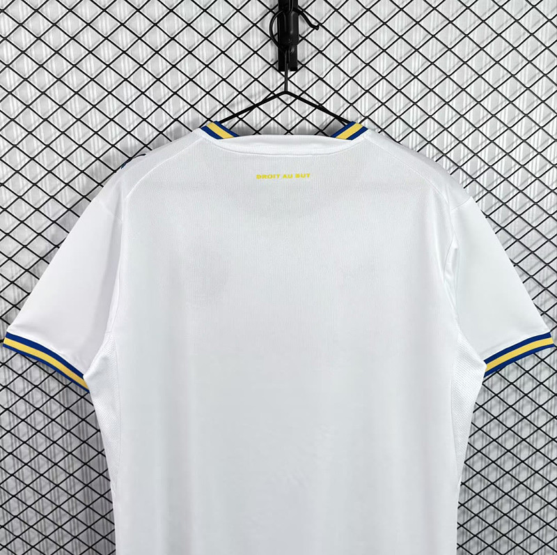 Marseille 26/27 Marseille Home 4