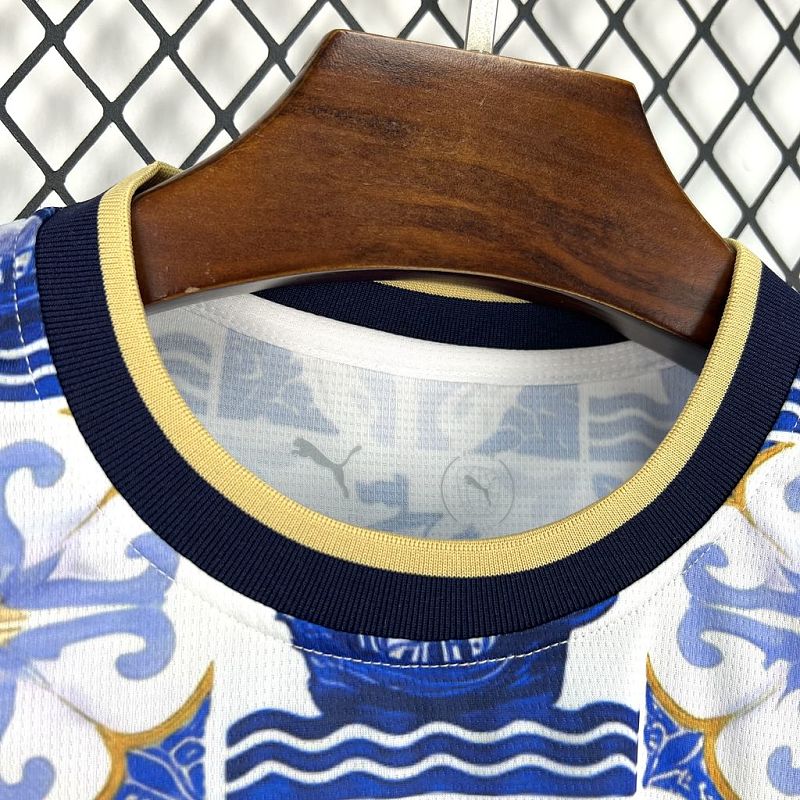 Portogallo Portugal Special Edition Blue White Patterned Tile 3