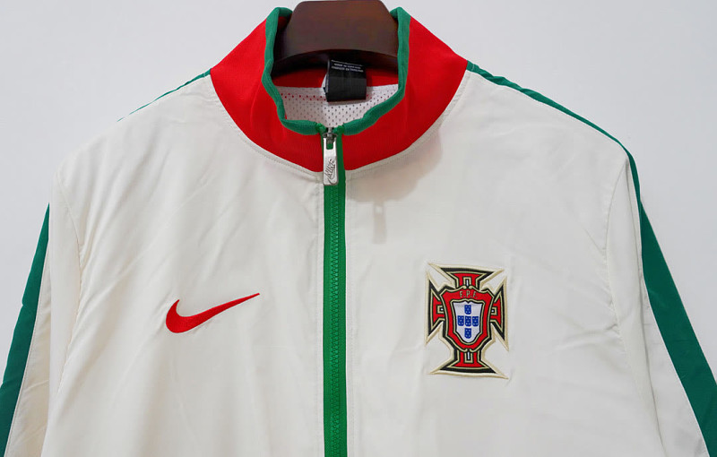 Portogallo 10/11 Portugal Beige Windbreaker 9