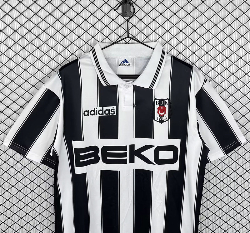 Besiktas Soccer 96/98 Besiktas Away 3