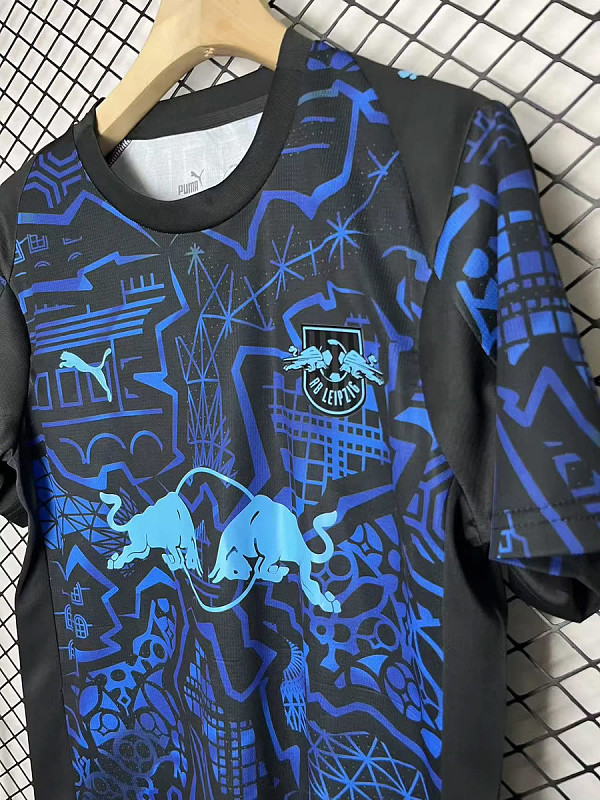 RB Leipzig 25/26 Red Bulls Leipzig Glow in the Dark Special Version 3