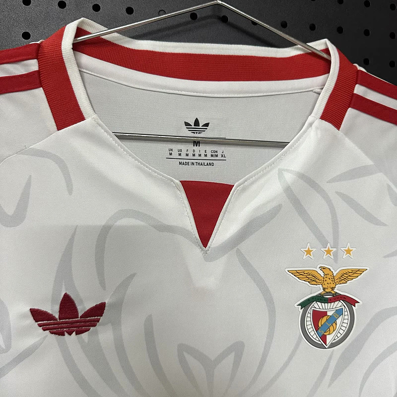 Benfica 26/27 Benfica Away 4