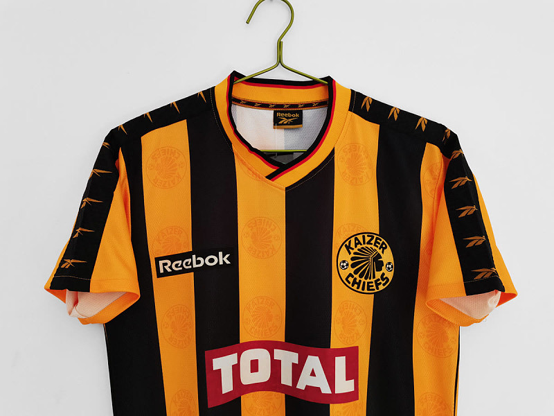 Kaizer Chiefs 98/99 Kaizer Chiefs Home Retro 3
