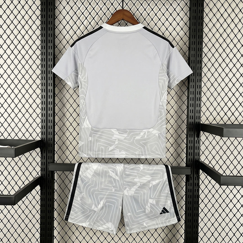 Arsenal 26/27 Arsenal Goalkeeper 1 Kids Size 16-28 2