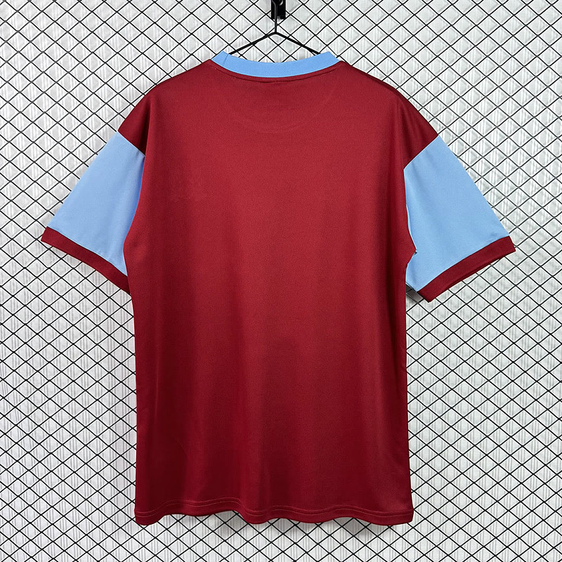 Burnley Soccer 00/01 Burnley Home Retro 2